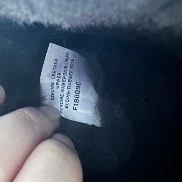 Classic Tall Shearling-lined Suede Boots - Picture 6 of 8